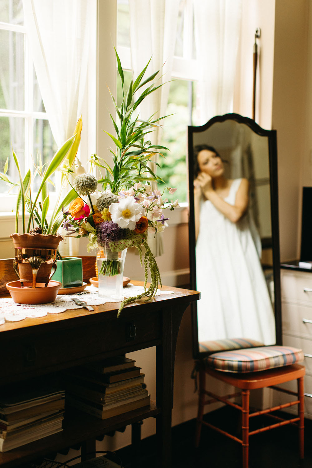 Colorful al fresco garden wedding in New York