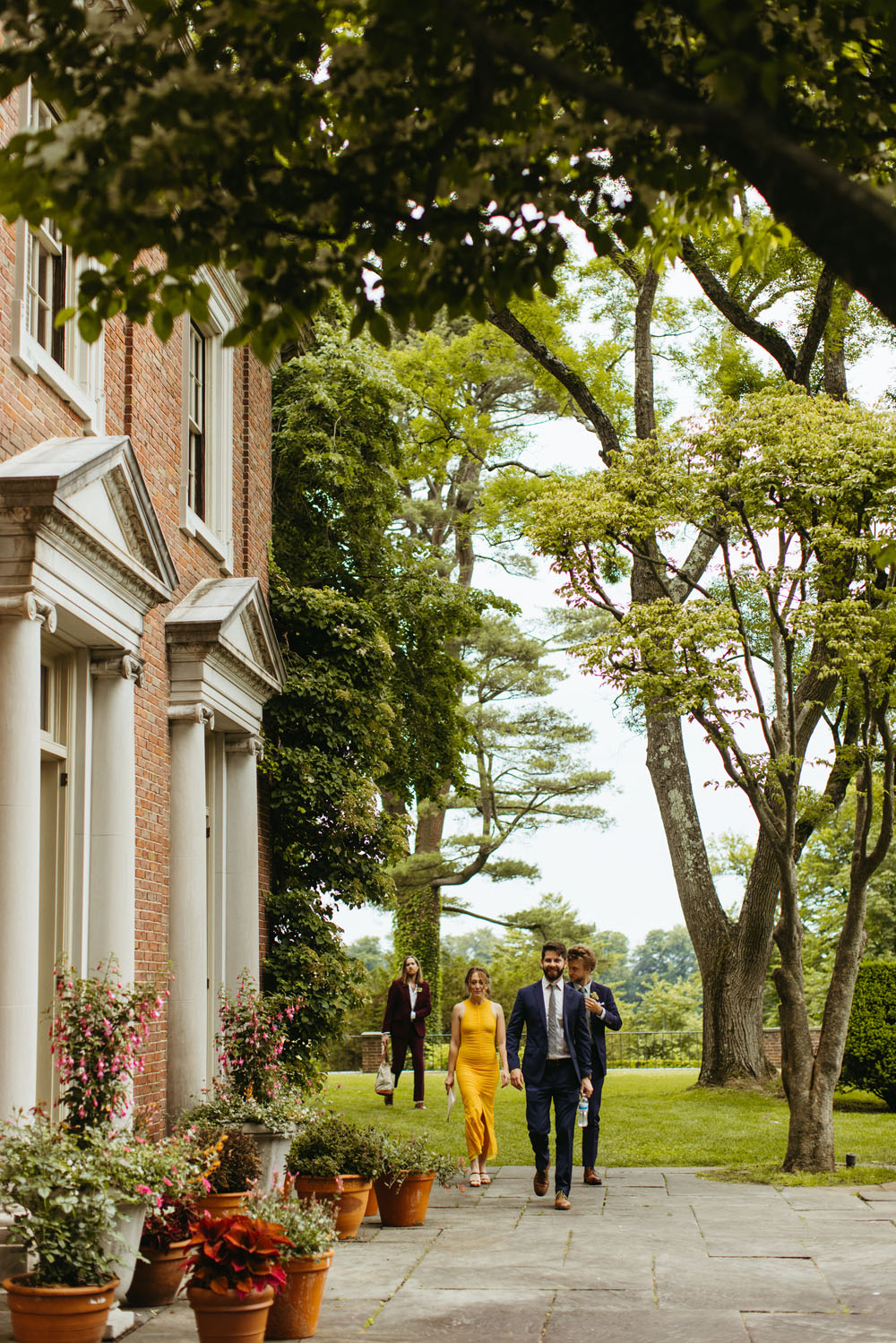 Colorful al fresco garden wedding in New York