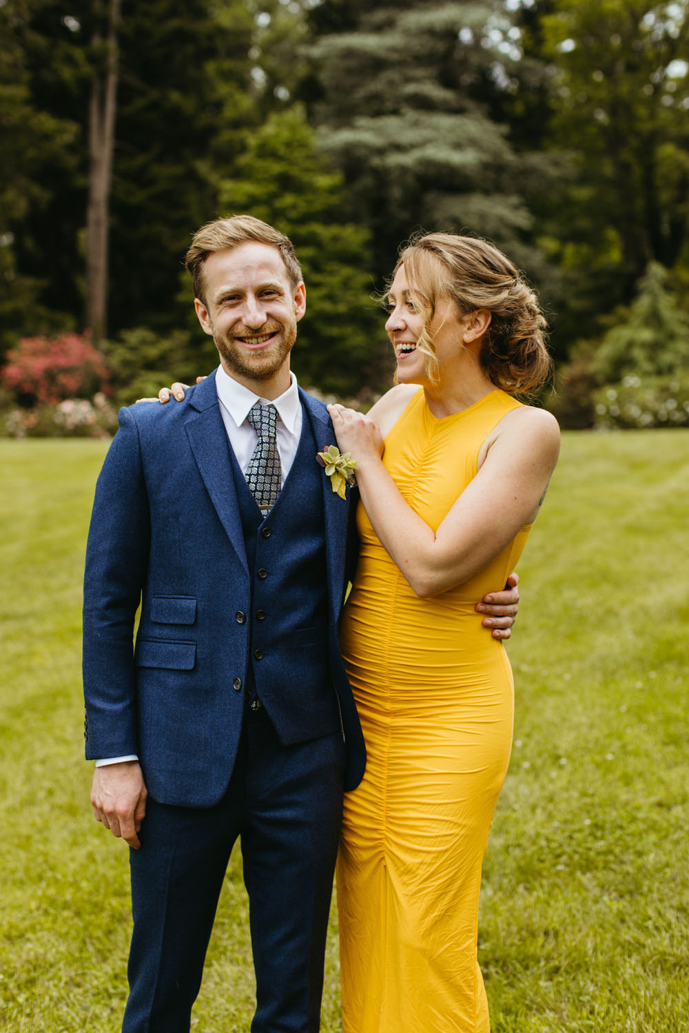 Colorful al fresco garden wedding in New York