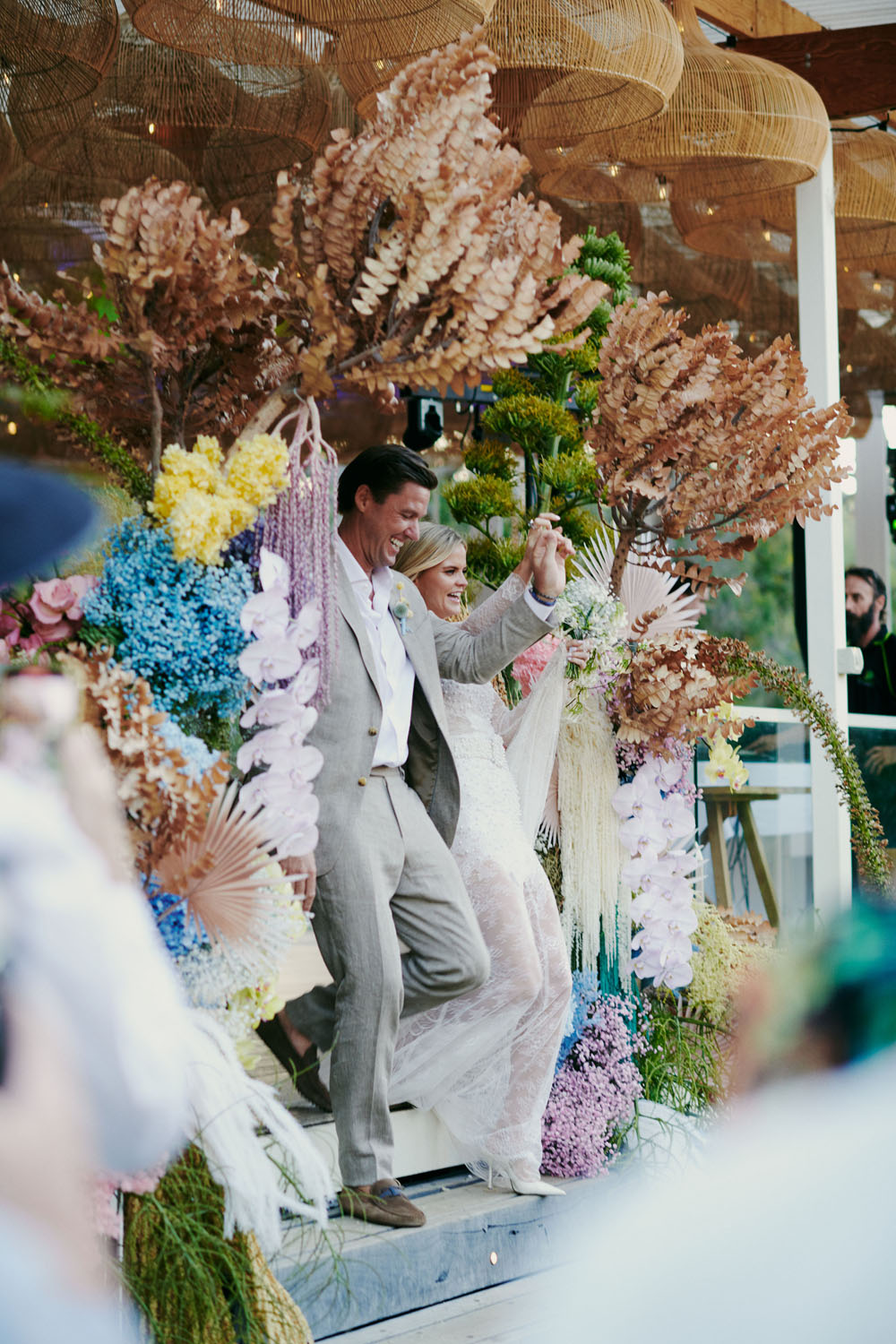 Modern spring winery wedding with whimsical pops of color