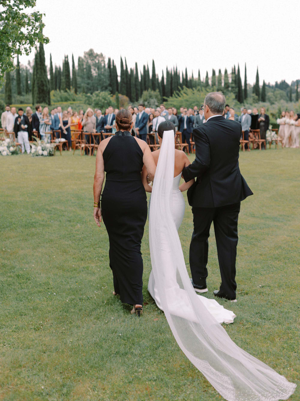 Modern, romantic terracotta-toned Tuscany wedding at Villa La Massa in Florence 