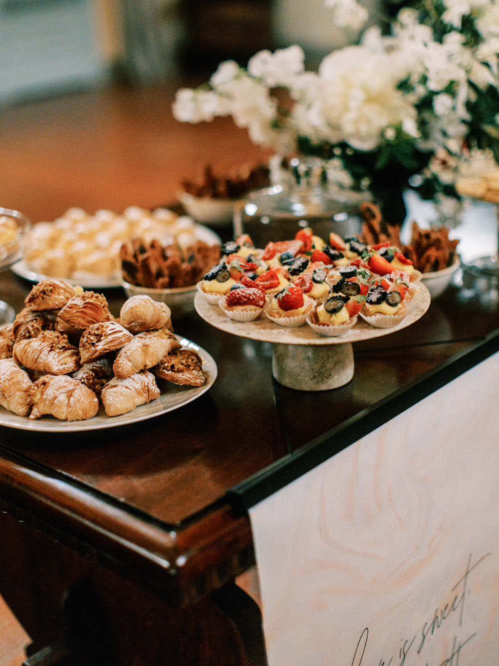 wedding desserts