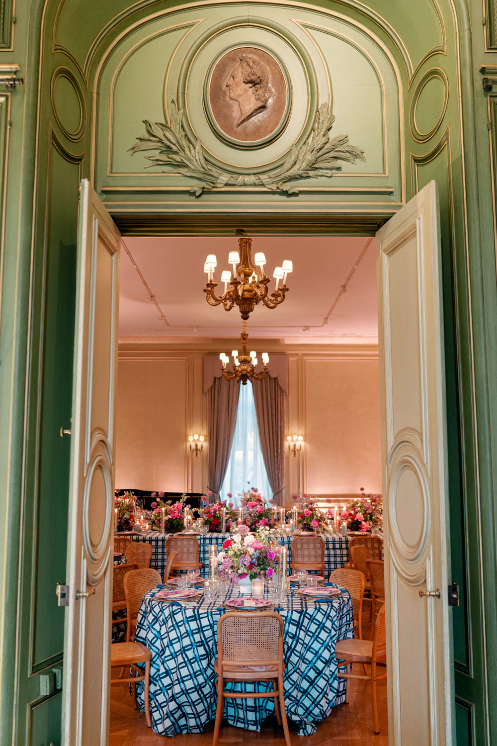 maximalist wedding reception at a gorgeous DC venue