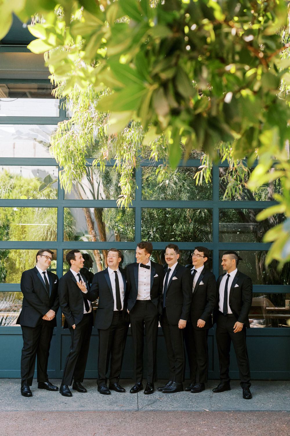 Effortlessly chic tropical Millwick wedding in DTLA