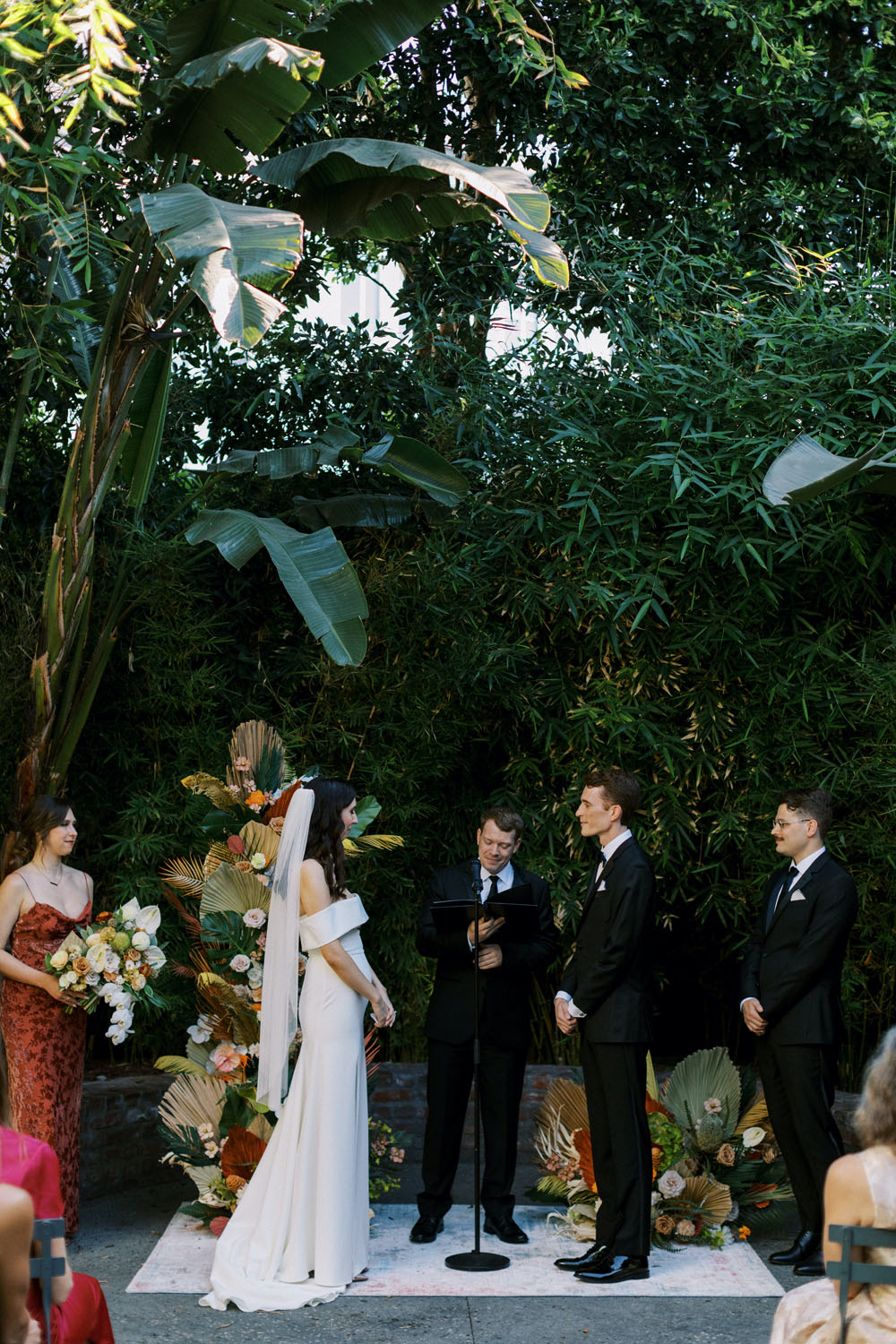 Effortlessly chic tropical Millwick wedding in DTLA