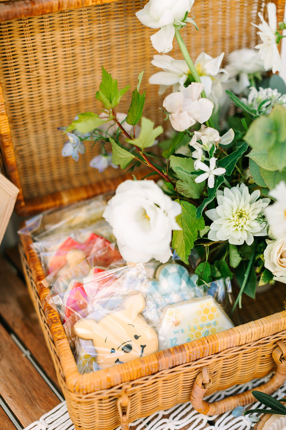 Classic, thoughtful Winnie the Pooh Boys' Baby Shower