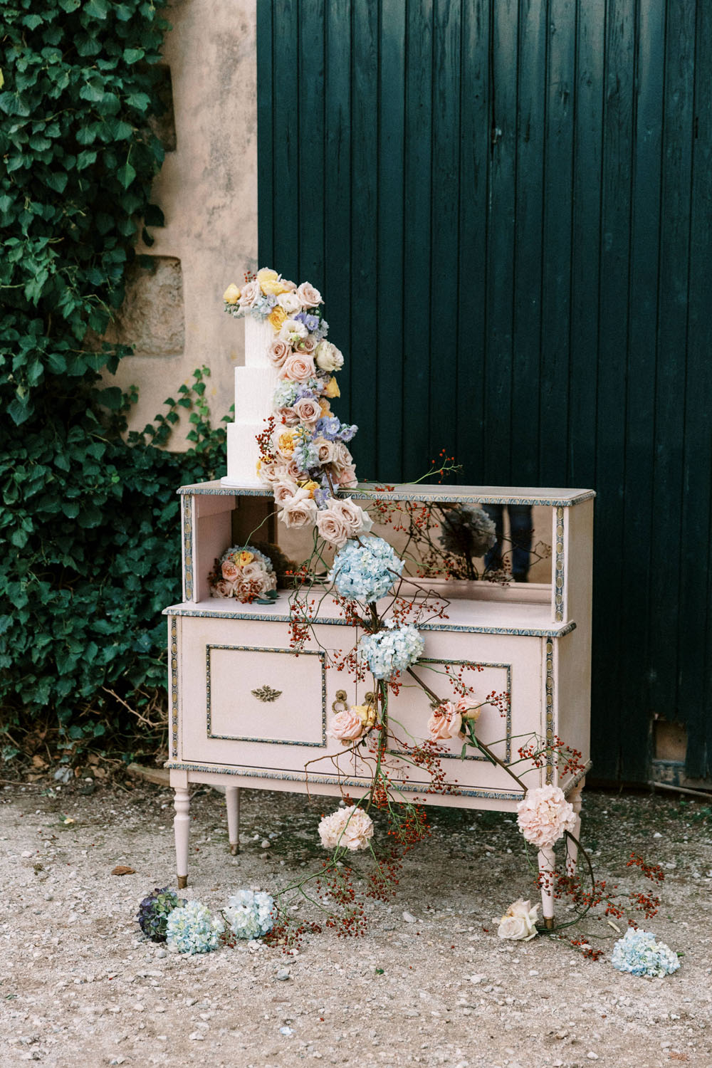 floral wedding cake for fairytale castle wedding