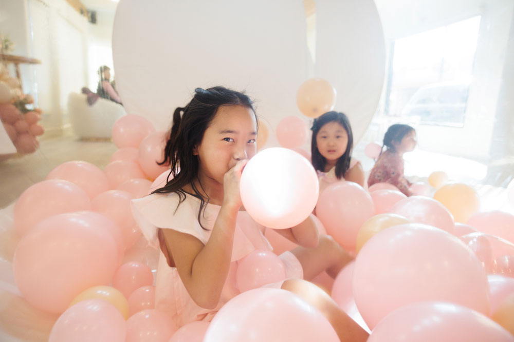 balloon bubble for kids party