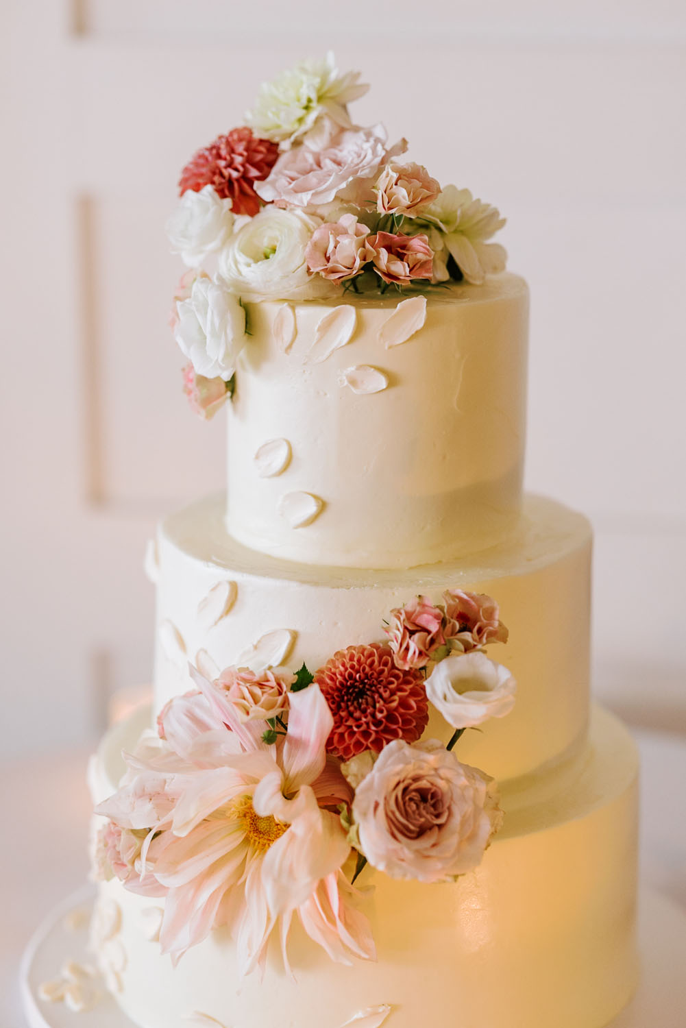 floral wedding cake