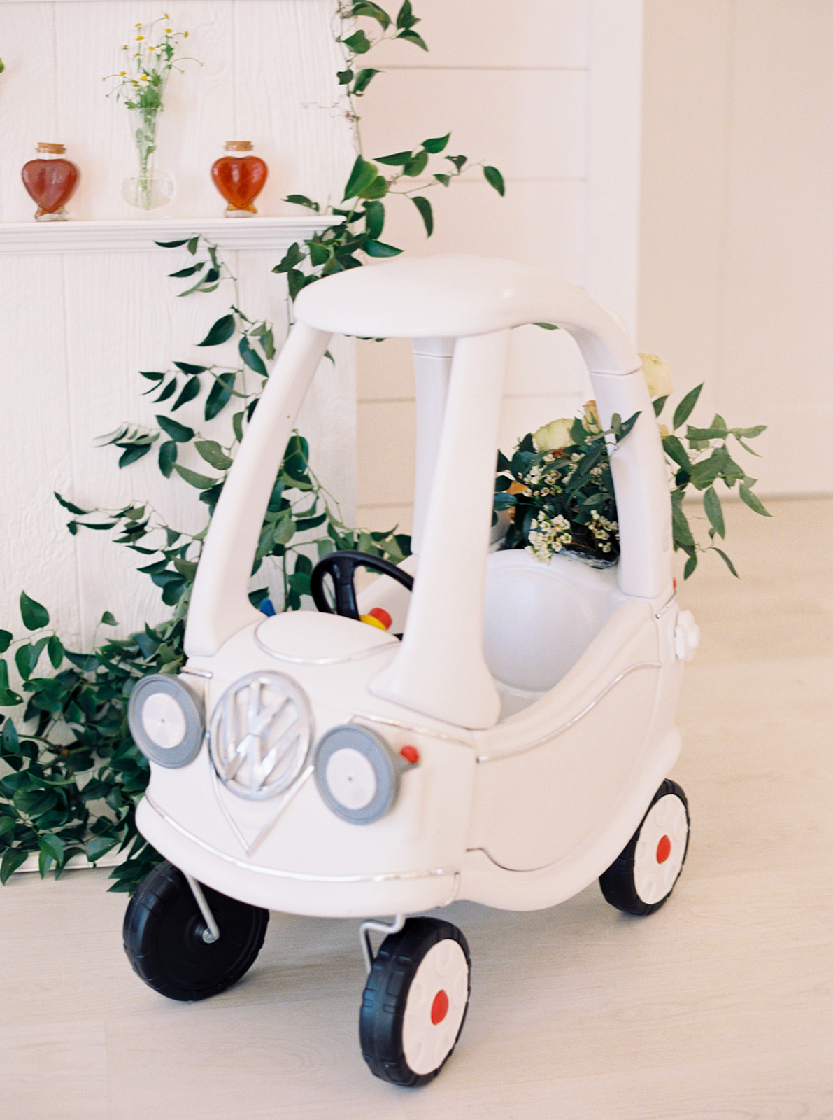 white little tikes VW ride on car