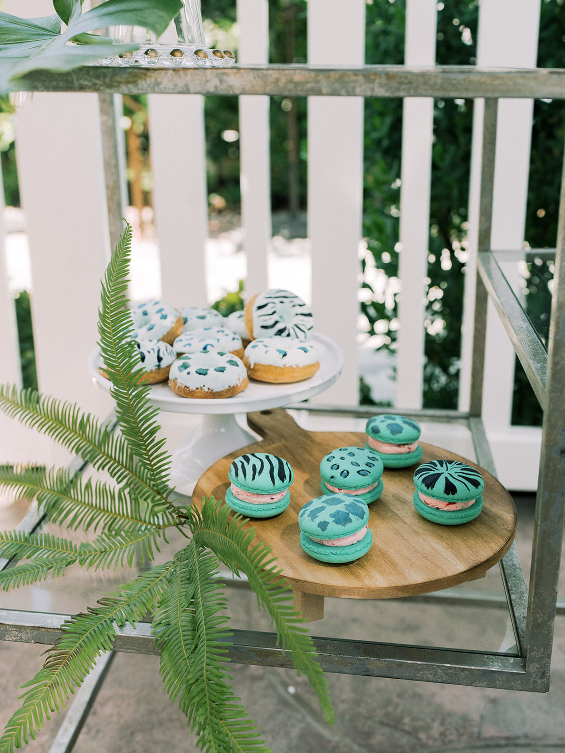 Jungle theme macarons and donuts