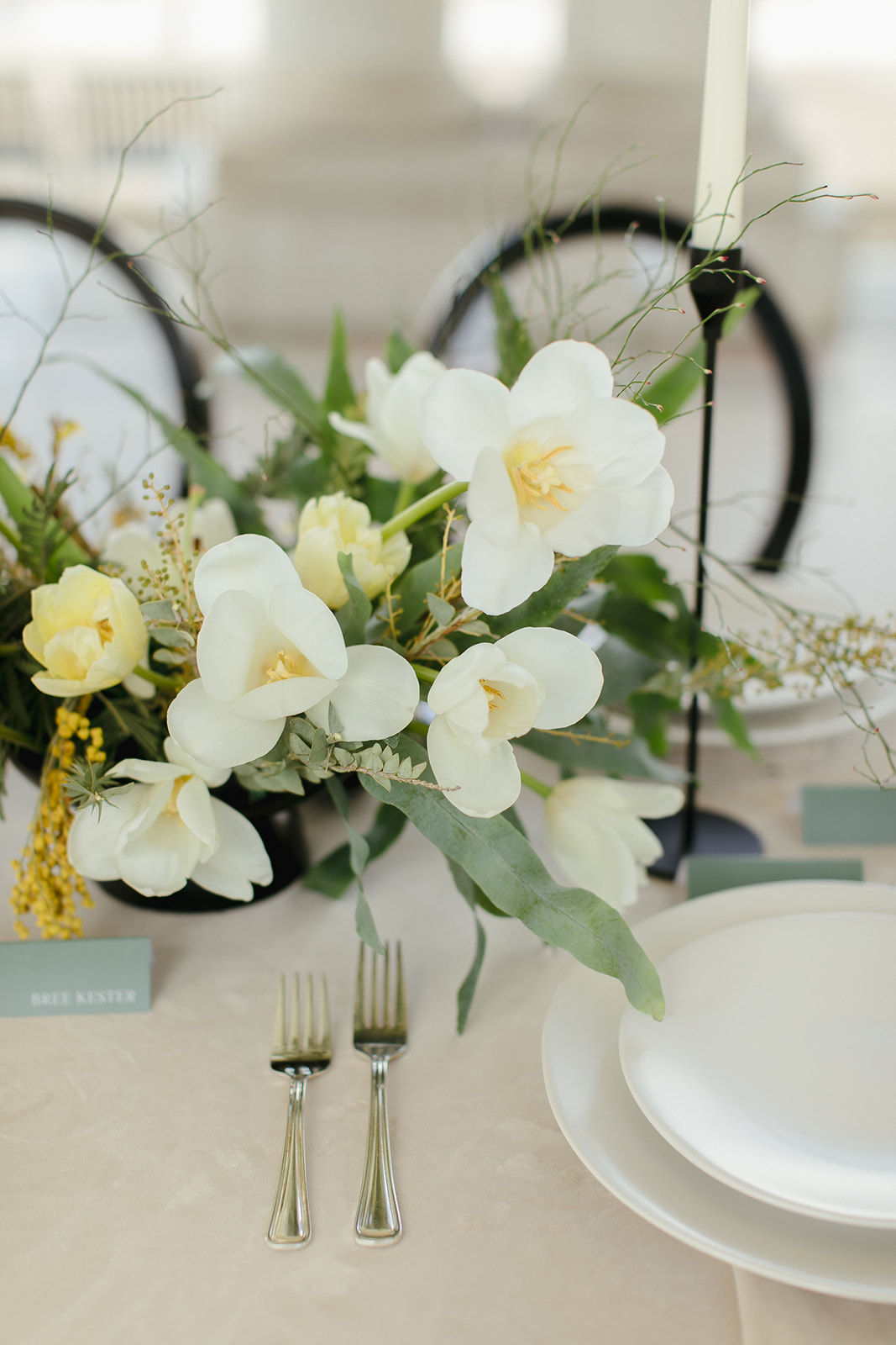 white and yellow centerpiece