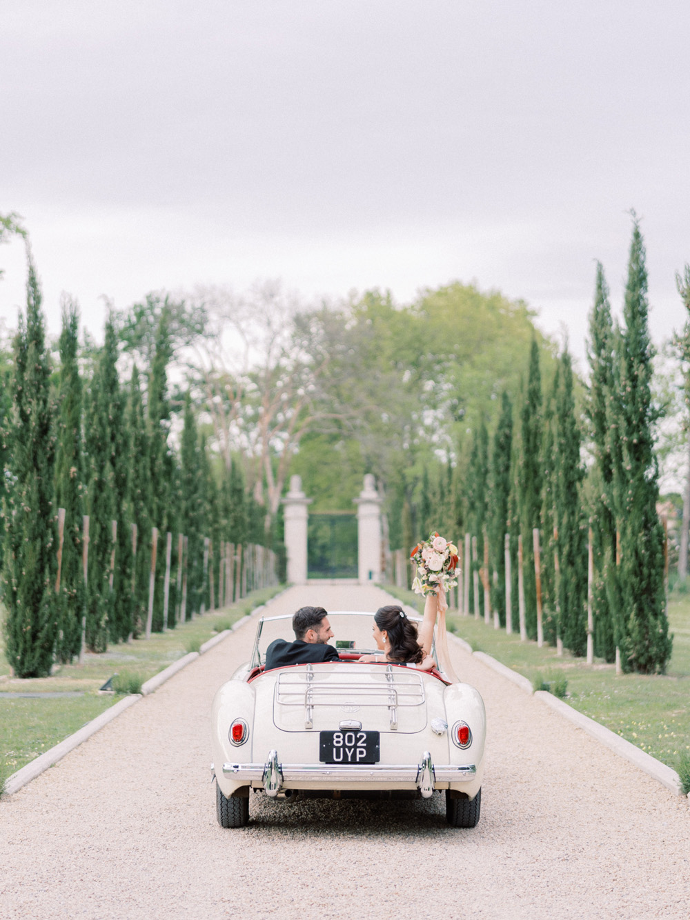 vintage car at Chateau De Tourreau wedding