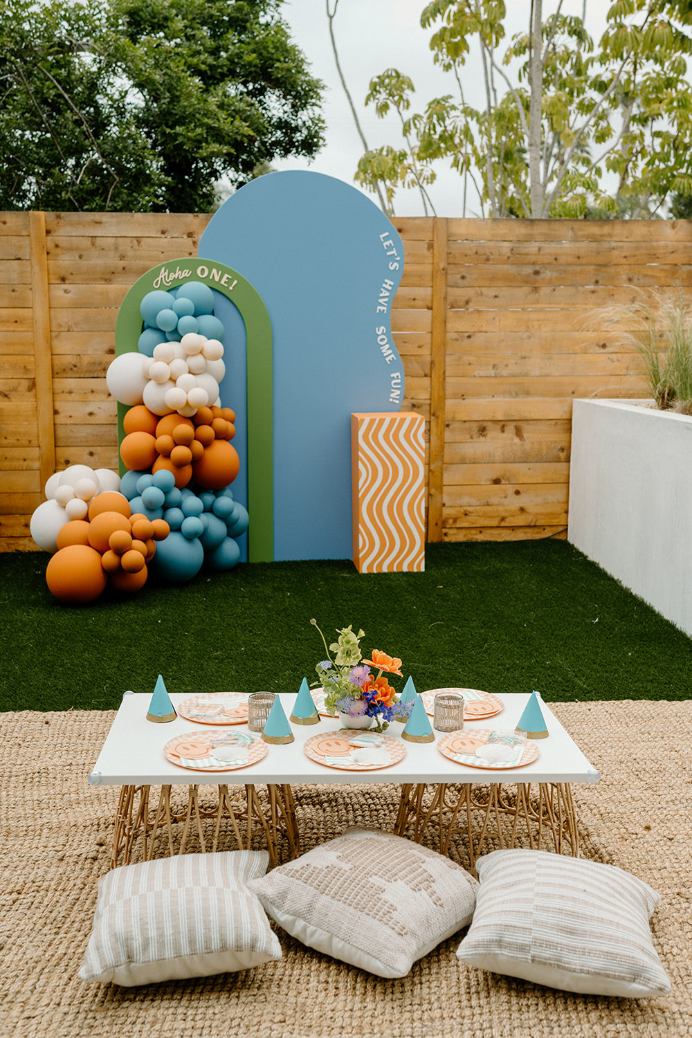 outdoor first birthday party decor