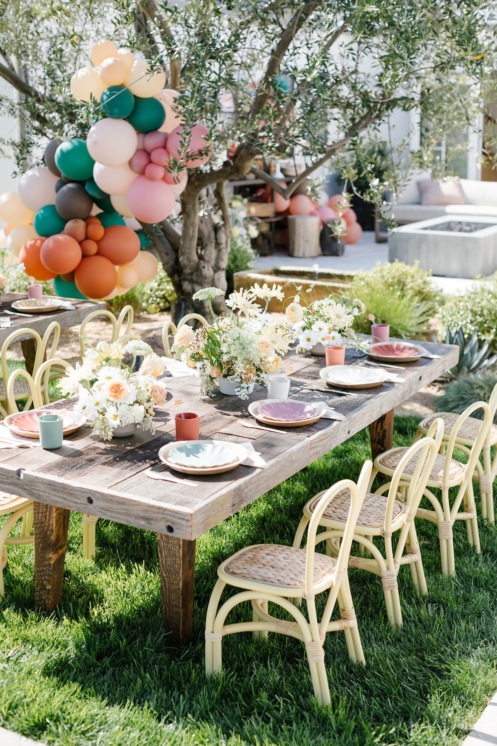 pretty kids tablescape for sister birthday party