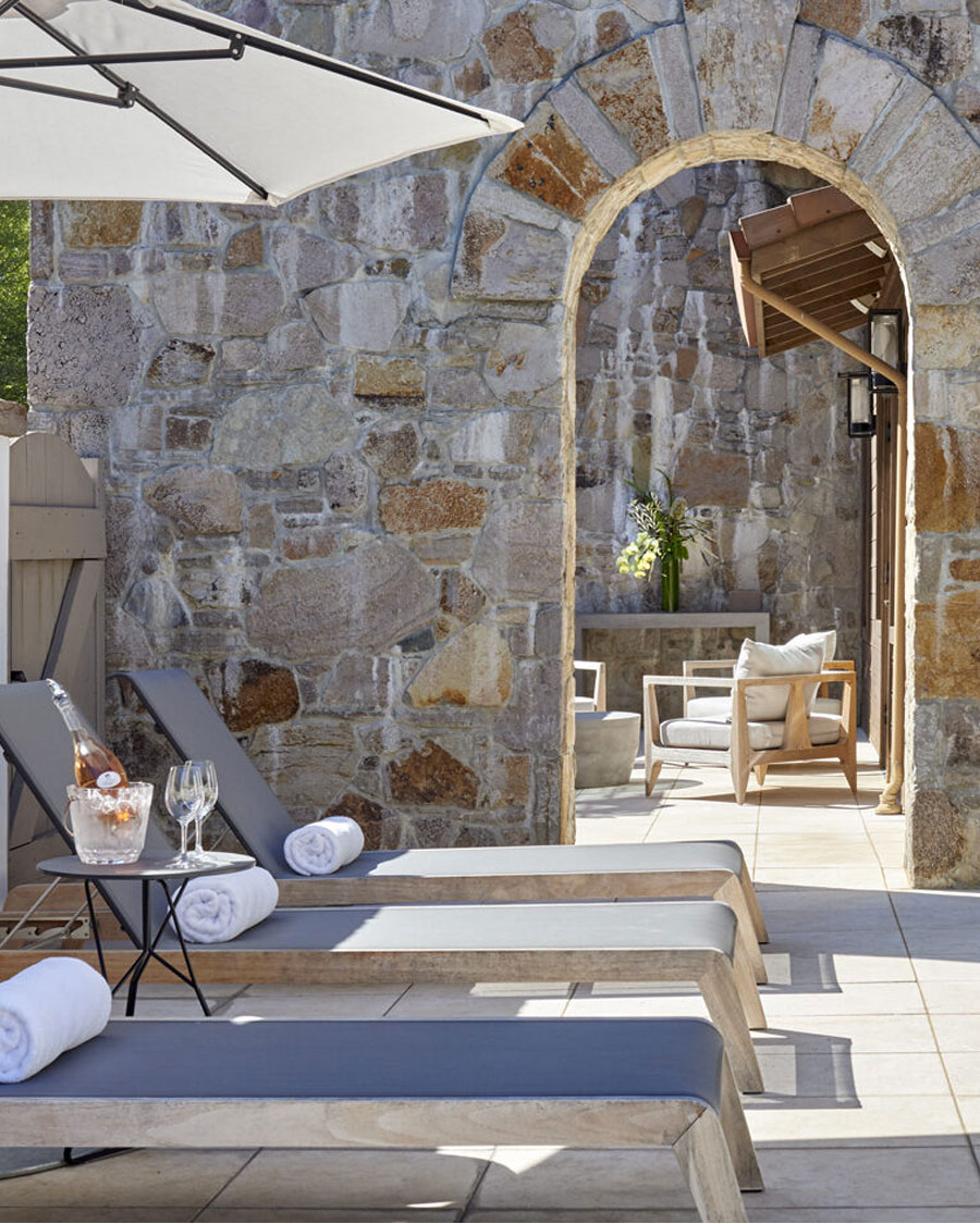 Lounge area at The Estate Yountville - California destinations