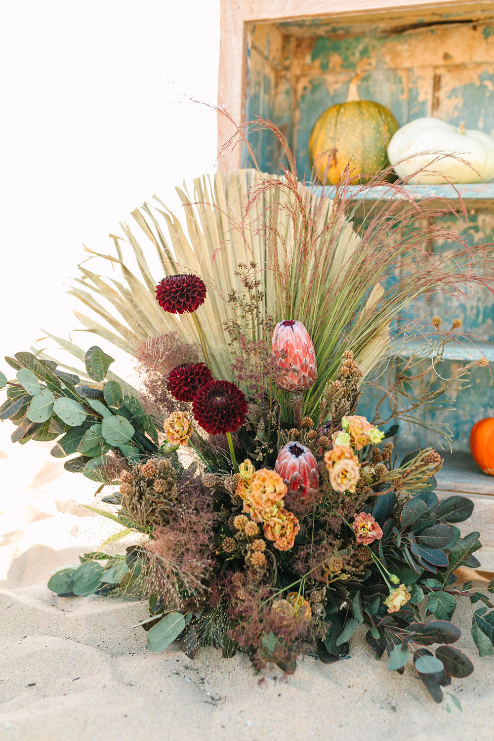 fall floral arrangements for beach party