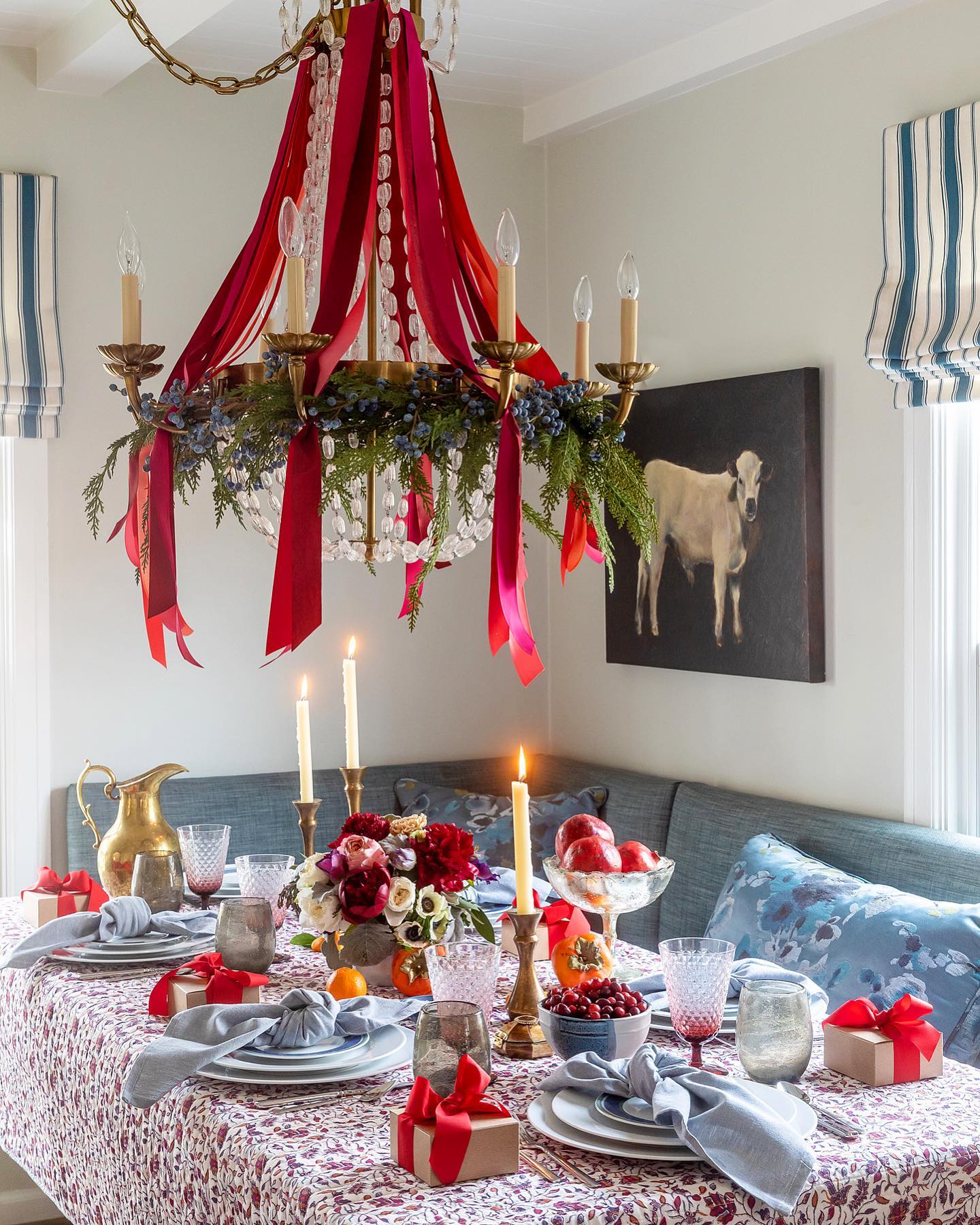 holiday ribbon chandelier