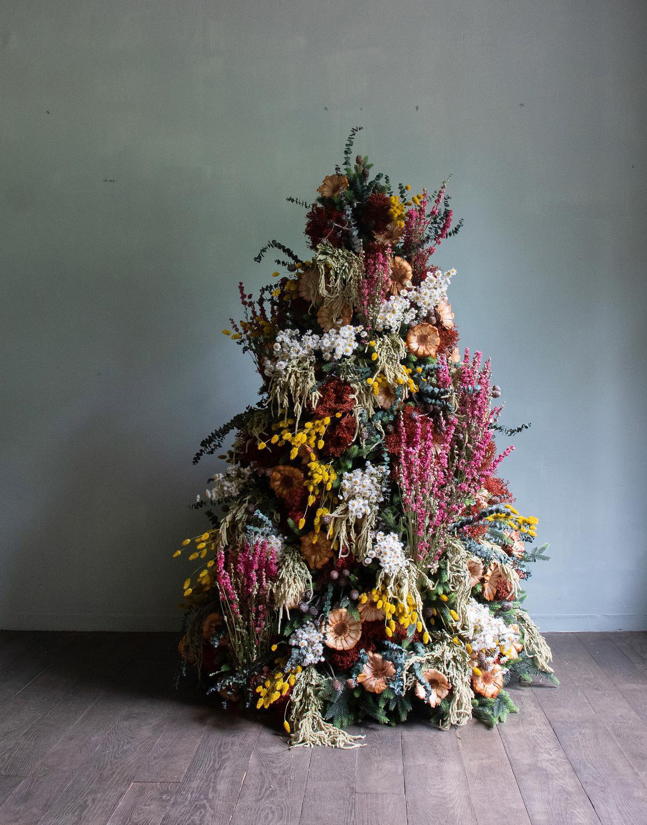 floral Christmas tree