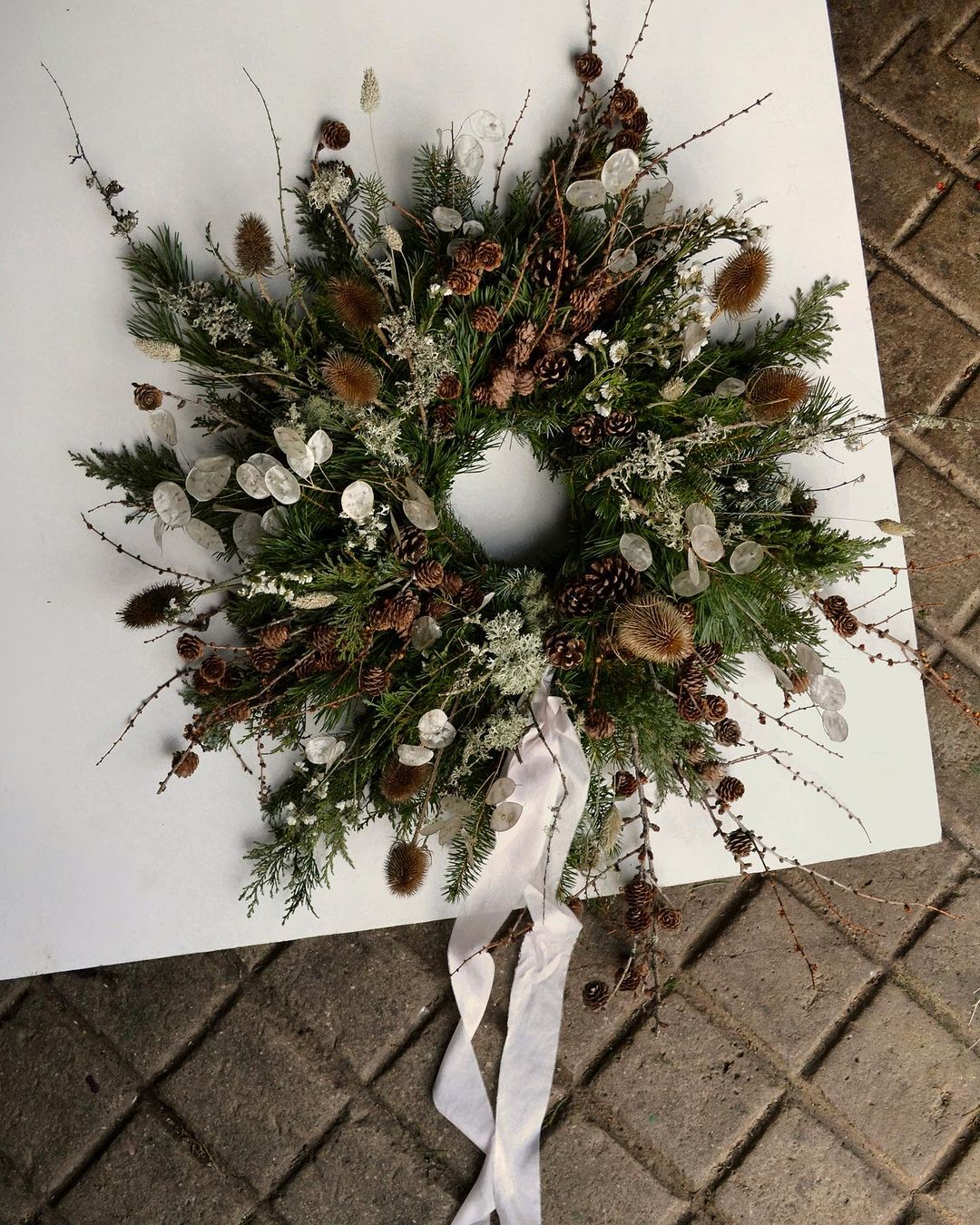 lush pinecone christmas wreath