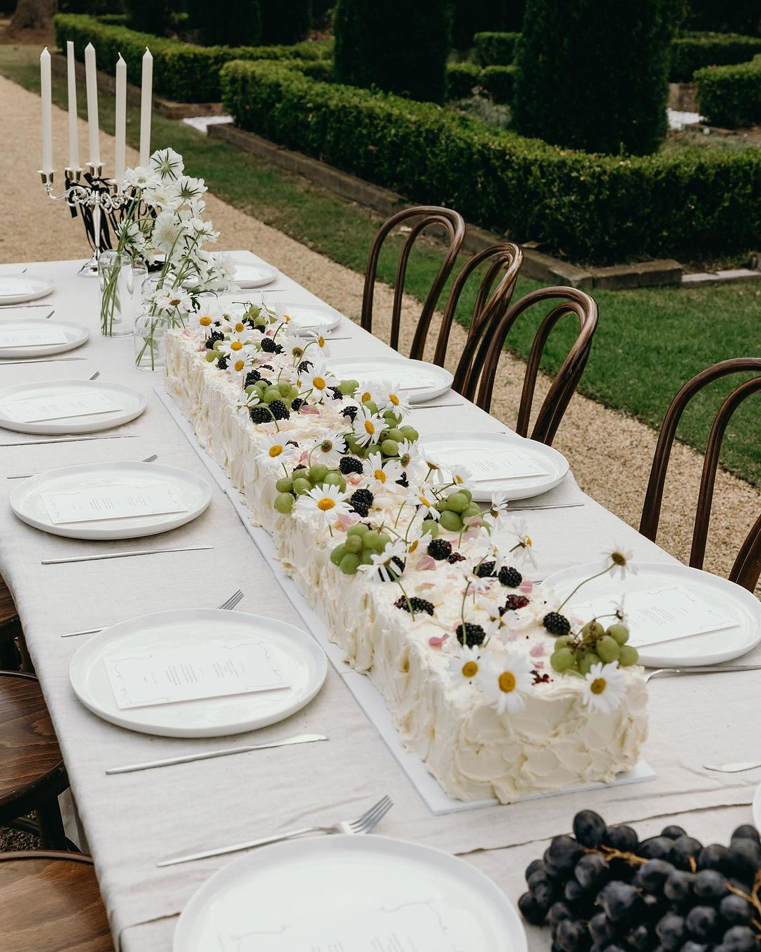 tabler runner style long wedding cake