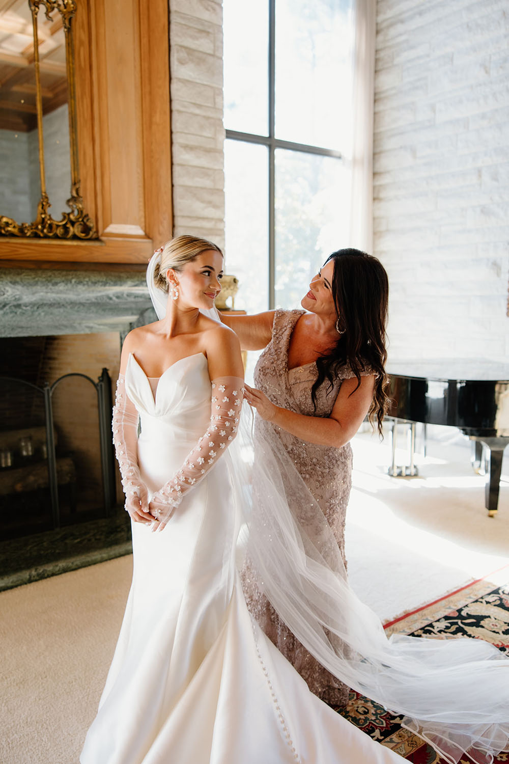 bride and mom portrait