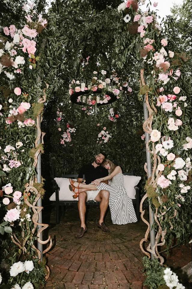 Taylor Swift engagement location