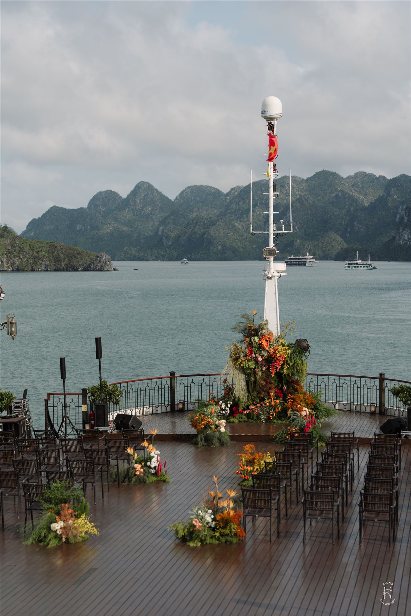 Vietnamese wedding on a cruise ship