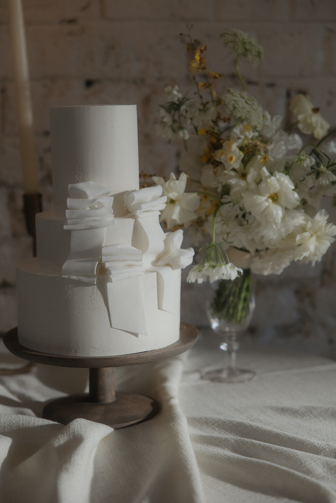 ribbon wedding cake