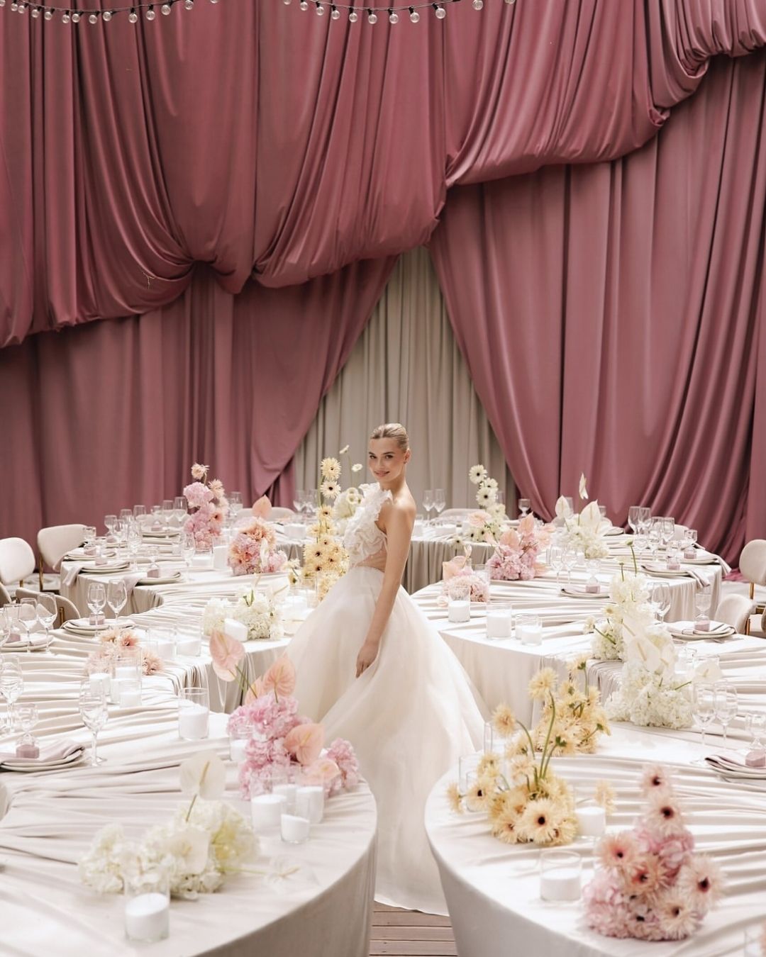 2026 Wedding Color: mauve