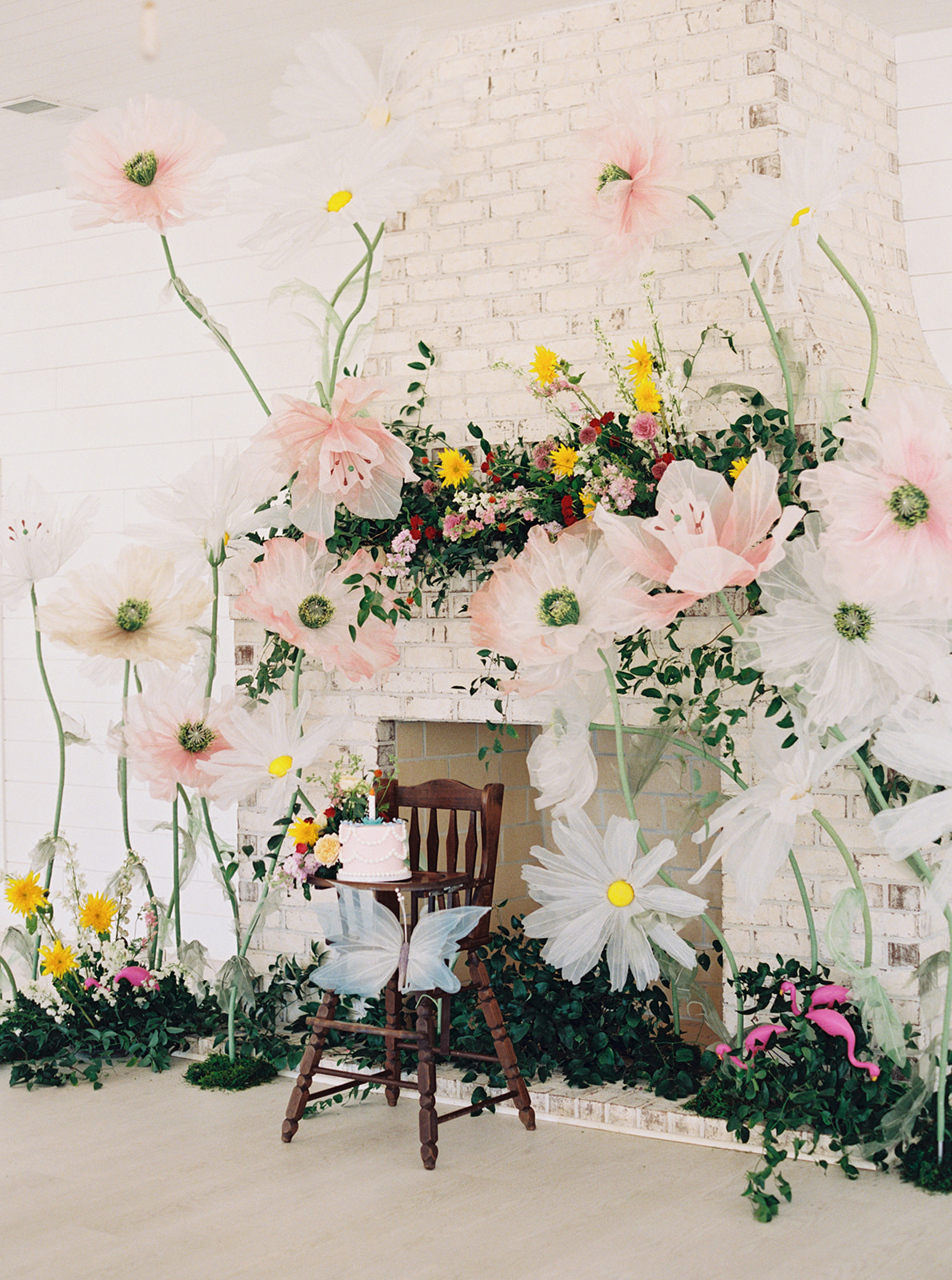 First birthday party floral decor