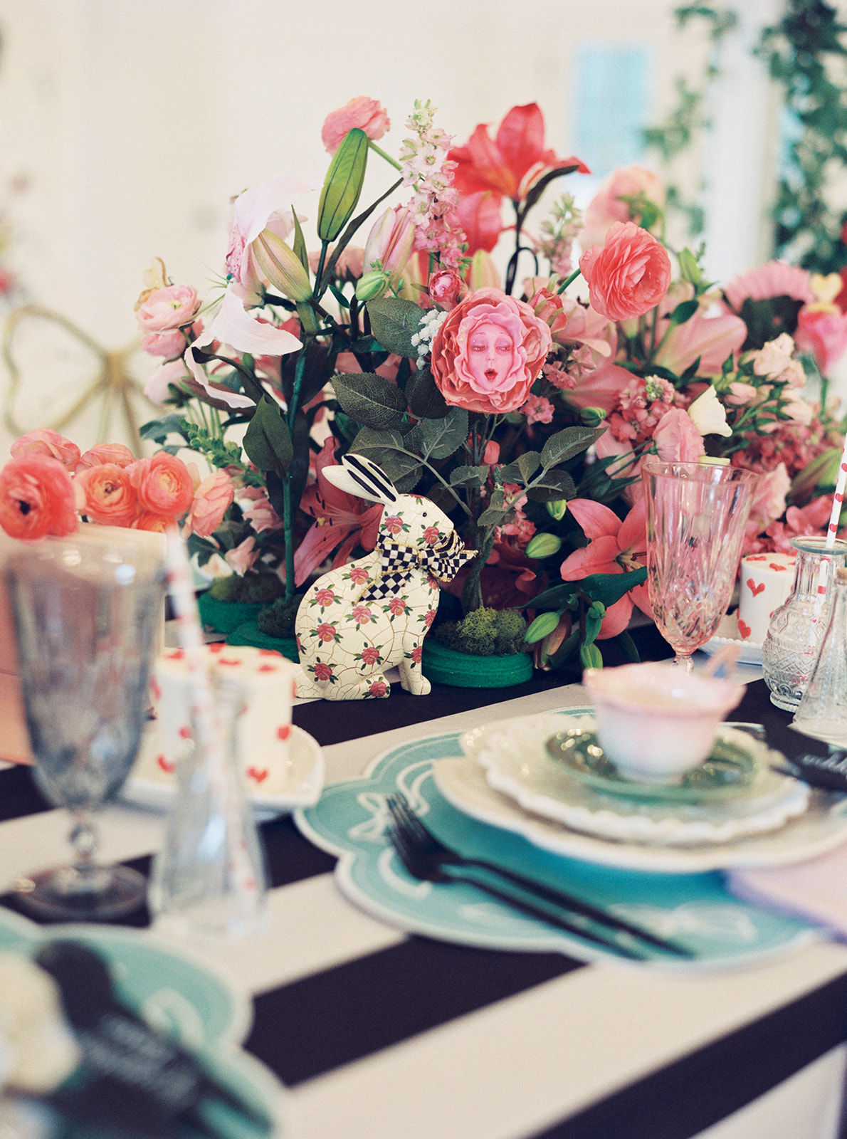 Alice in Wonderland birthday party decor