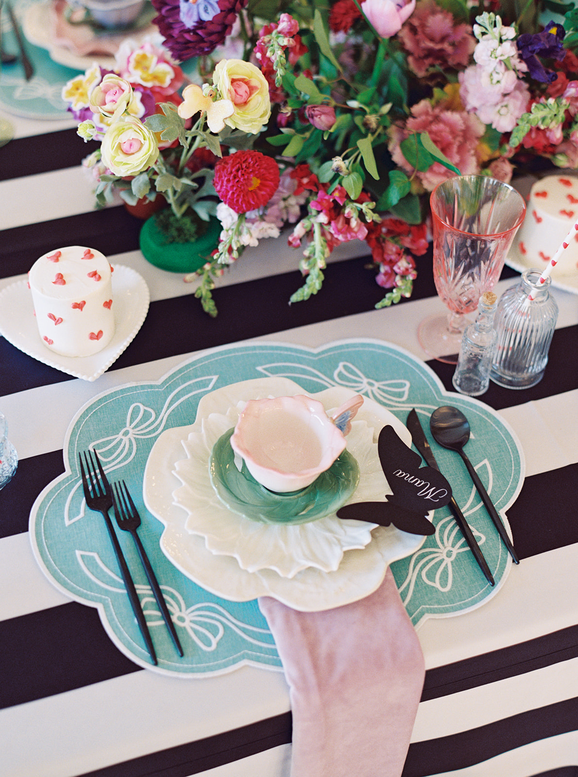 Alice in Wonderland birthday party decor