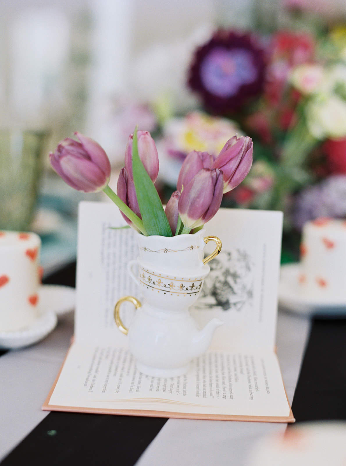 Alice in Wonderland birthday party decor