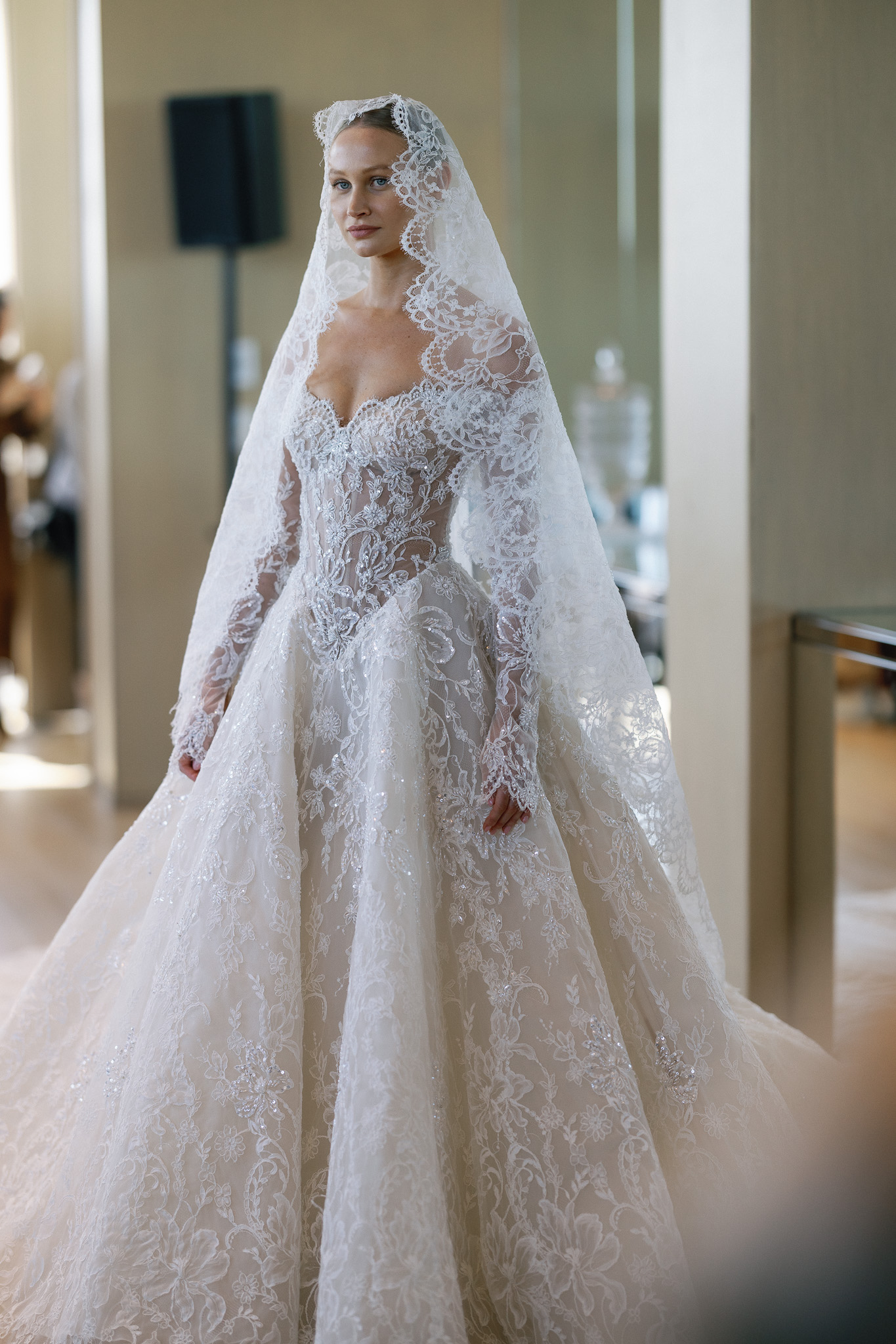lace bridal veil