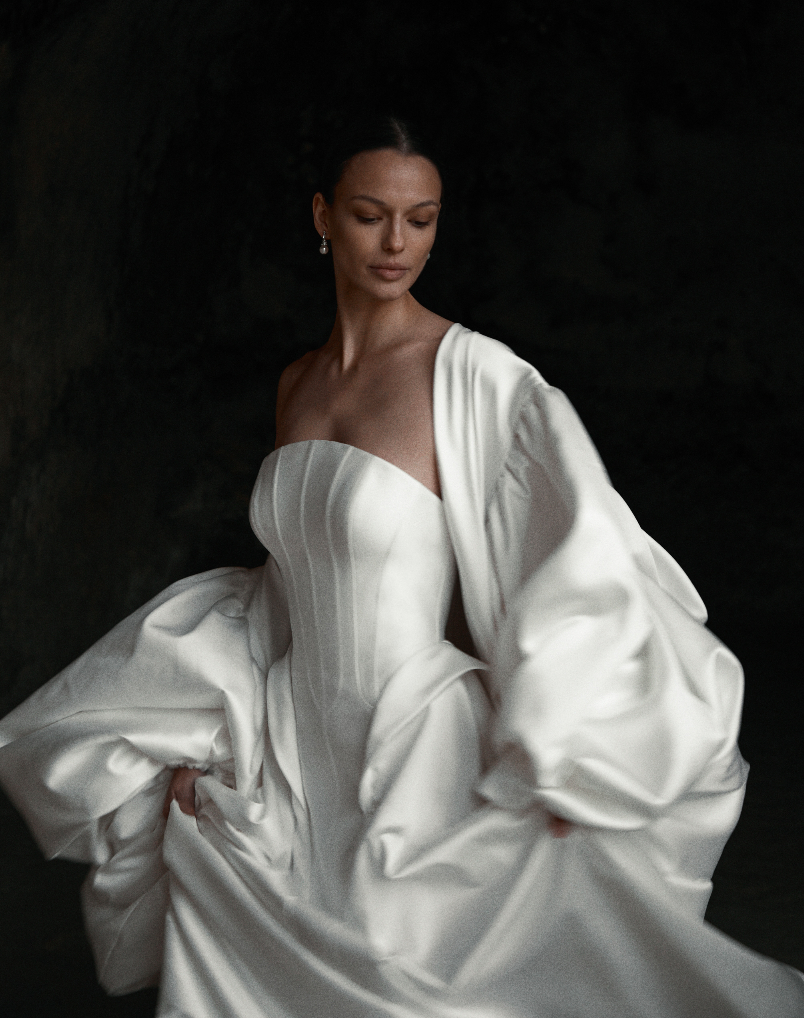 2027 Bridal Fashion Trend: Jackets
