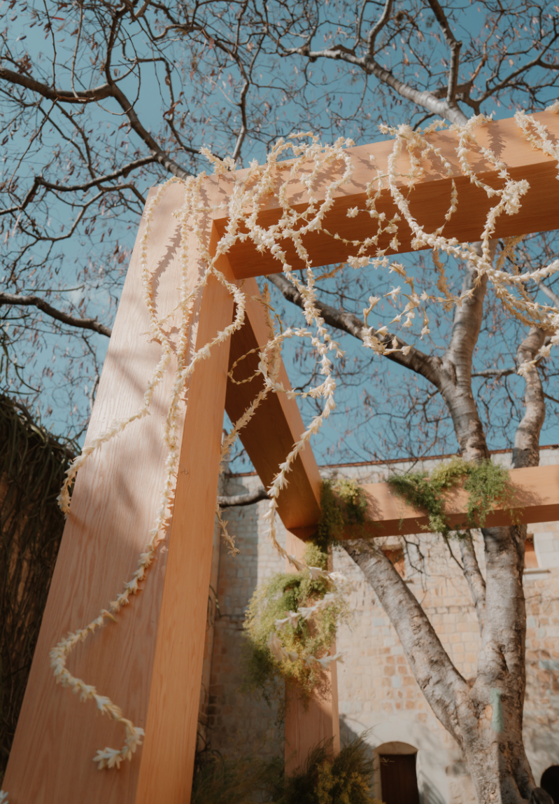 modern Mexican wedding altar