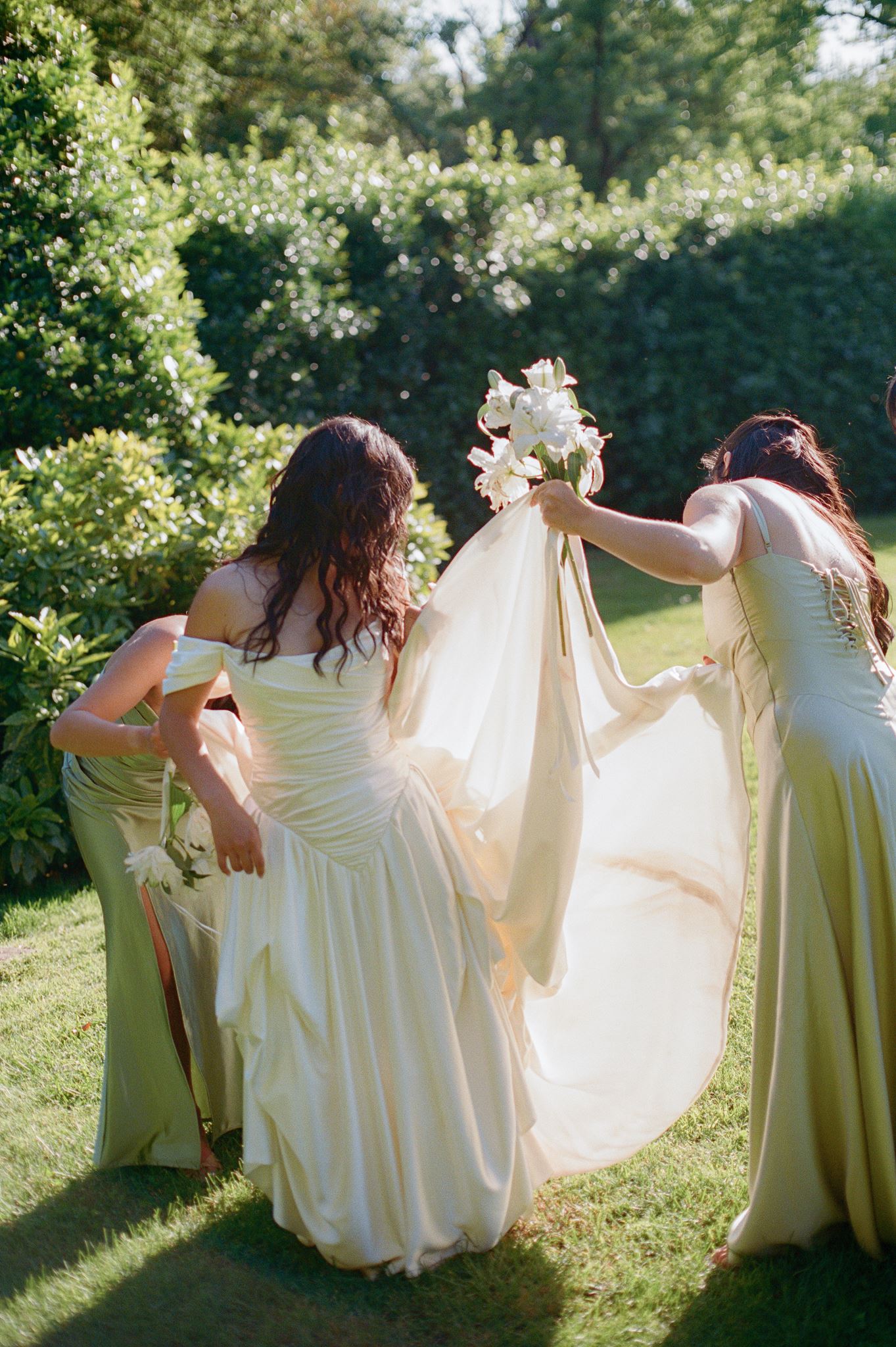 A Historic Italian Villa Wedding in Lucca with Sculptural Florals and an Editorial-But-Candid Feel