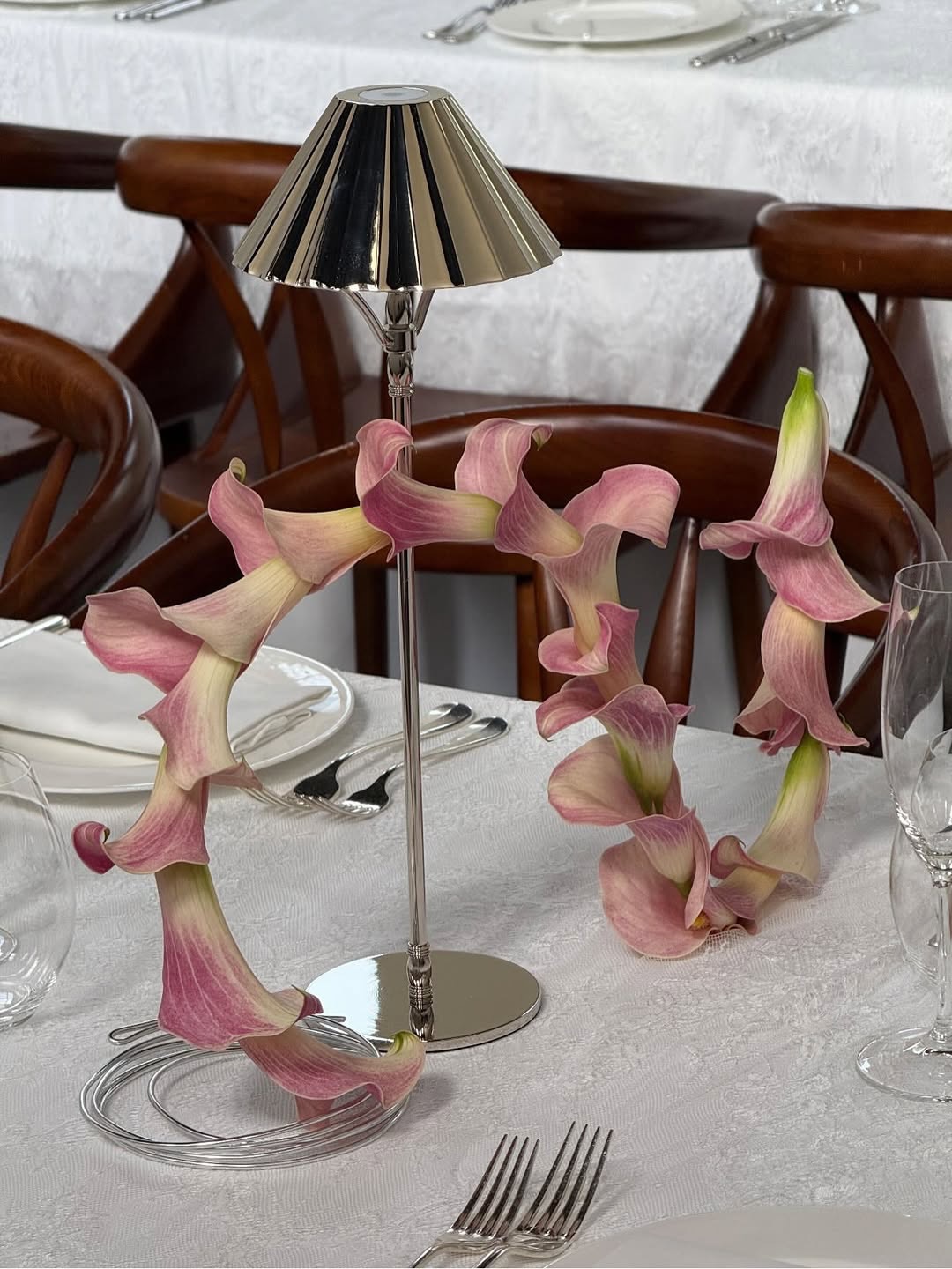 Whimsical Wedding Florals for an Artful Celebration